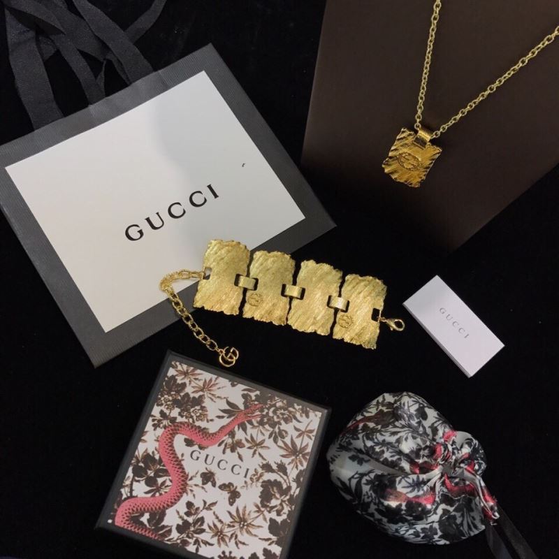 Gucci Necklaces